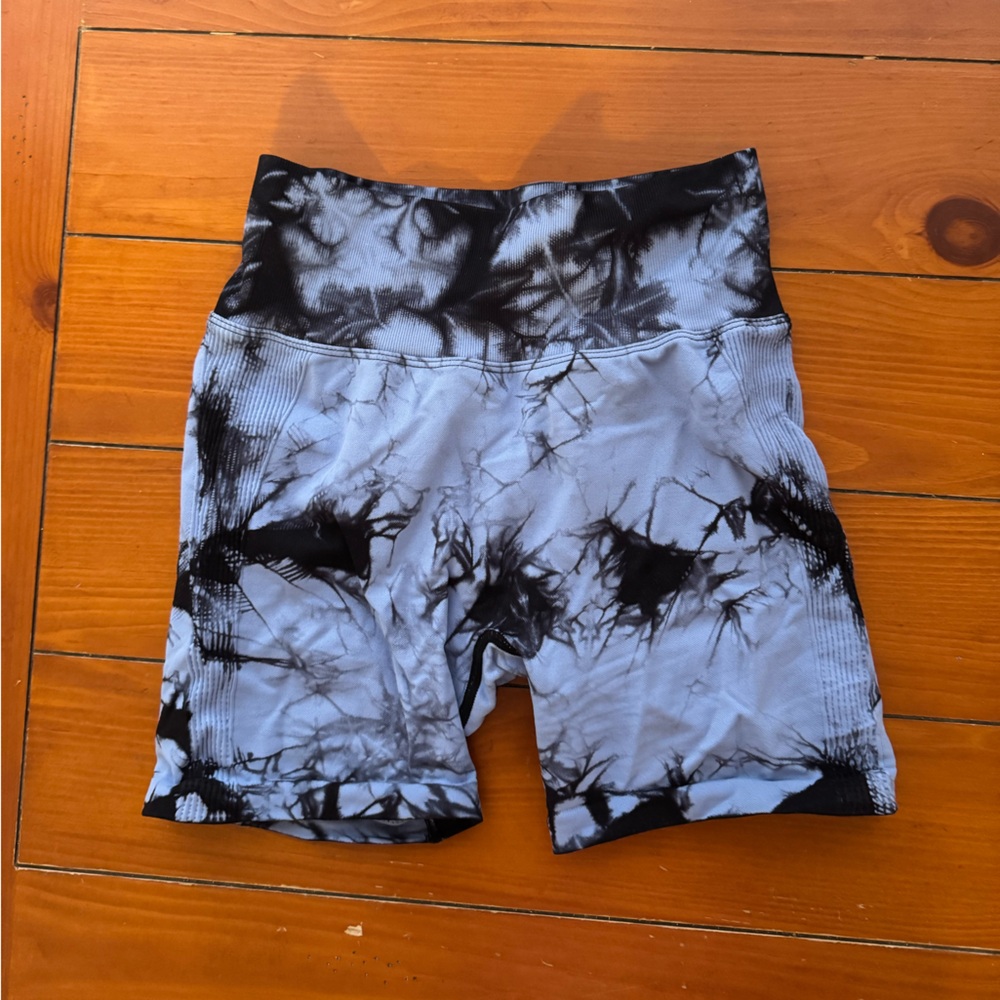 Workout shorts